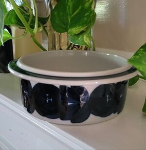 Arabia of Finland Anemone Blue 7"  Bowl